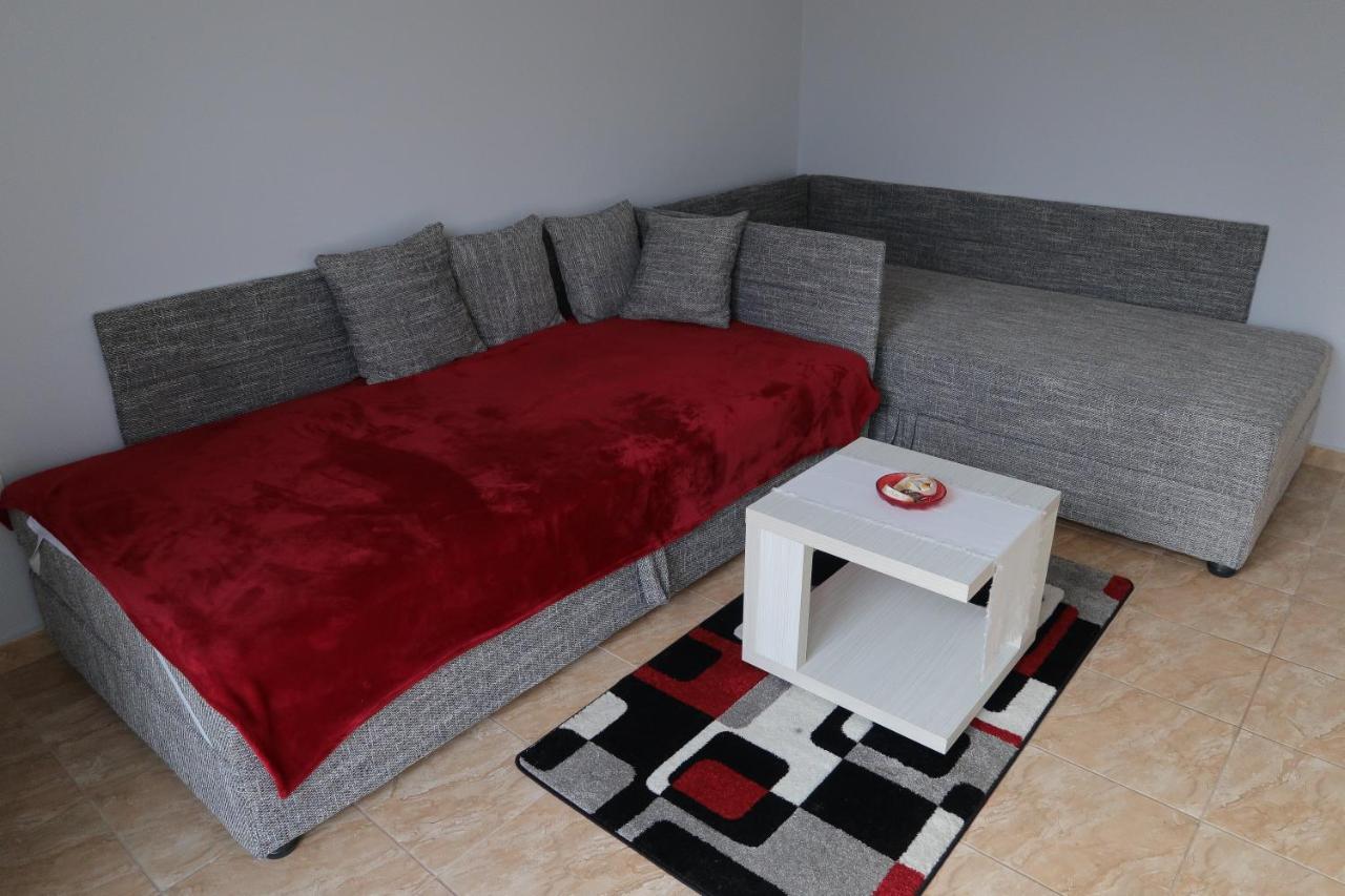 Eva Apartman Szigetvár Exterior foto